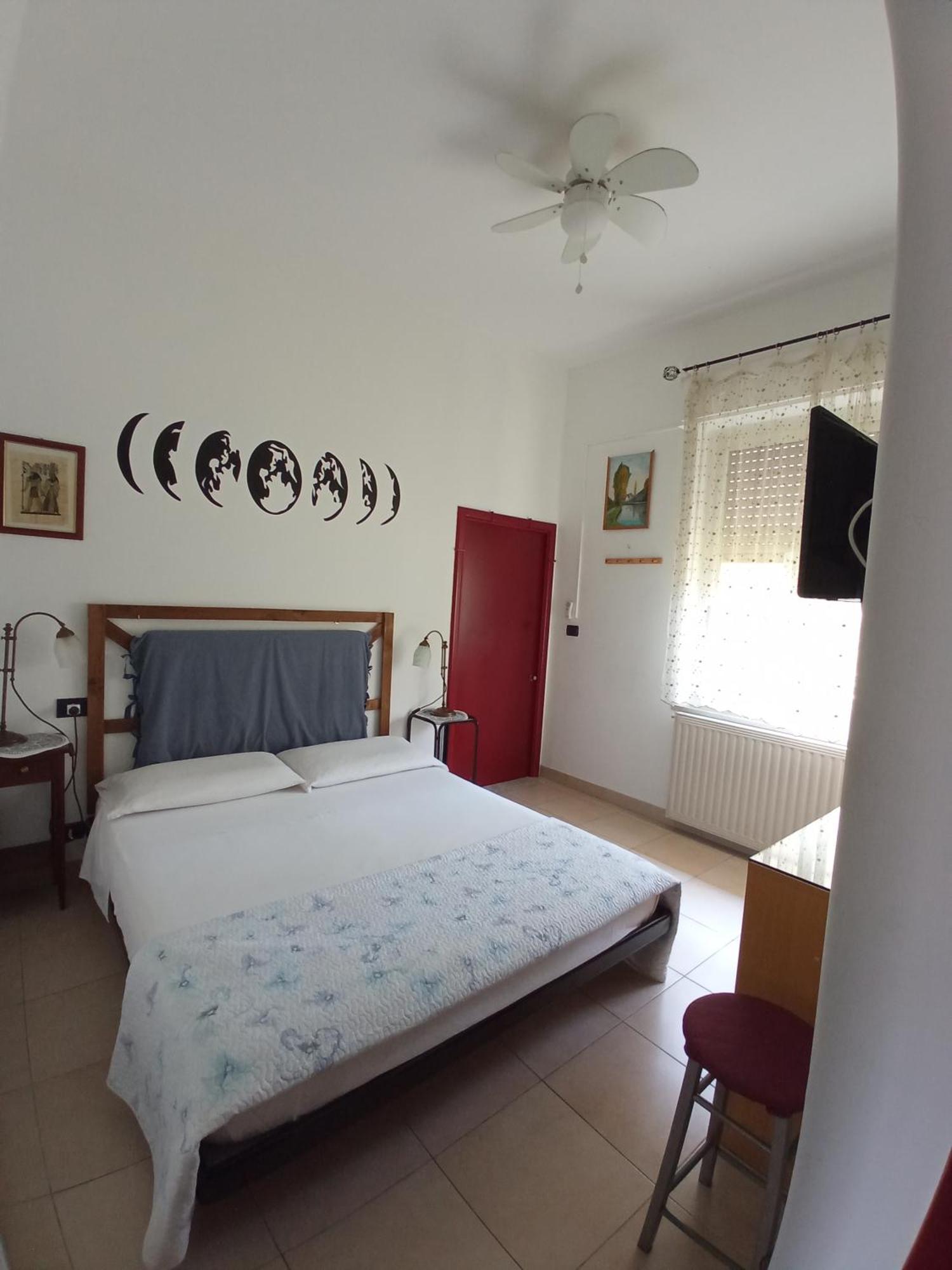 Homestay Рандаццо Экстерьер фото